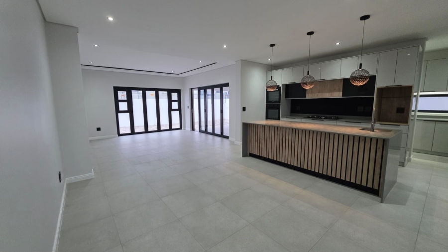 4 Bedroom Property for Sale in Sandown Western Cape